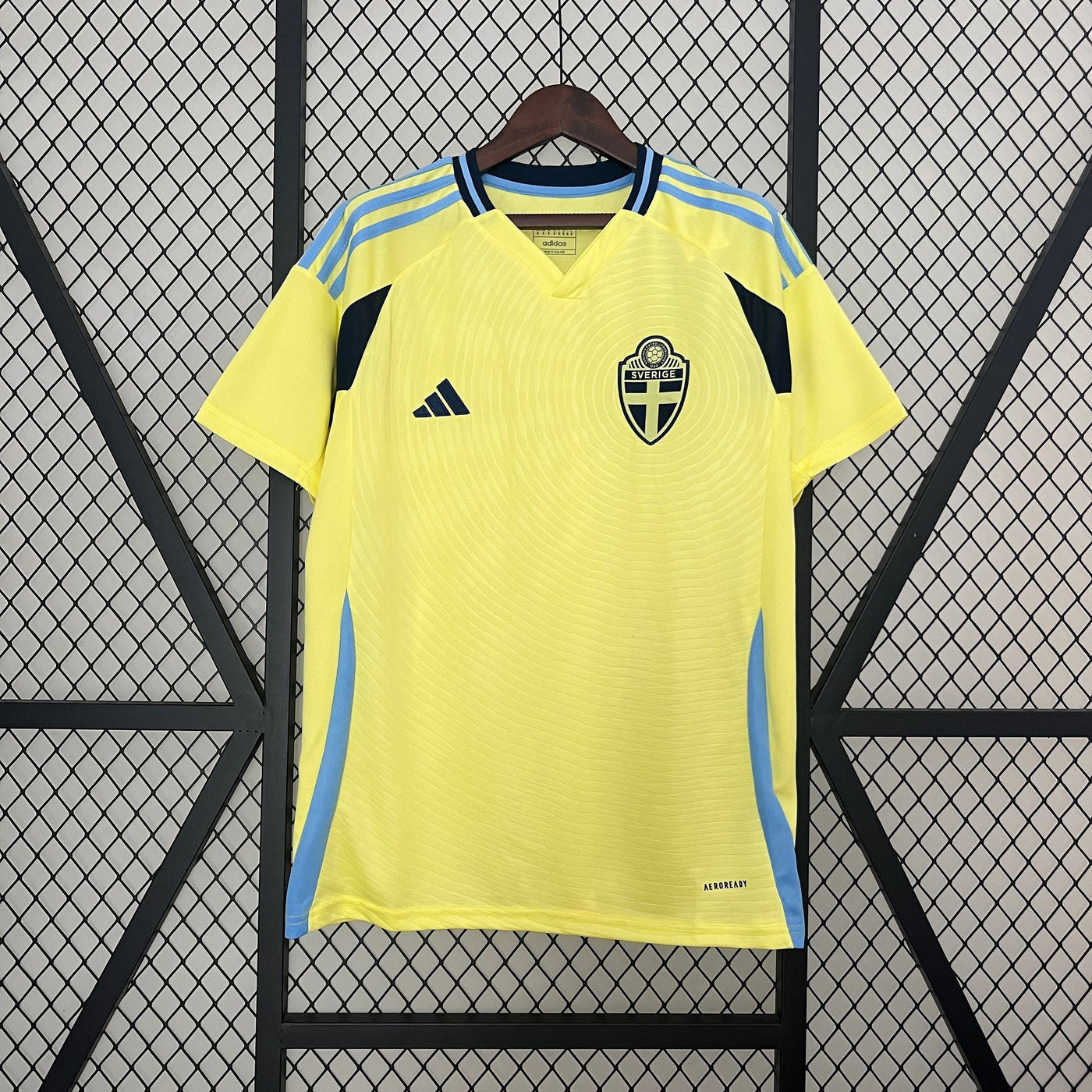 Sweden 24/25 Home (Fan)