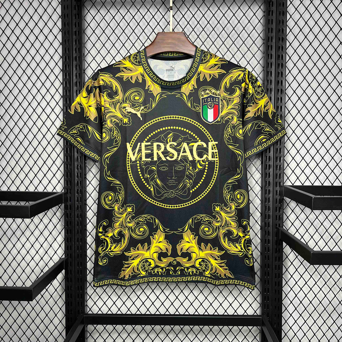 Italy 24/25 Versace Yellow Edition (Fan)