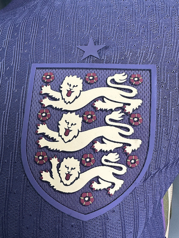 England Euros 24/25 Away (Player), Badge