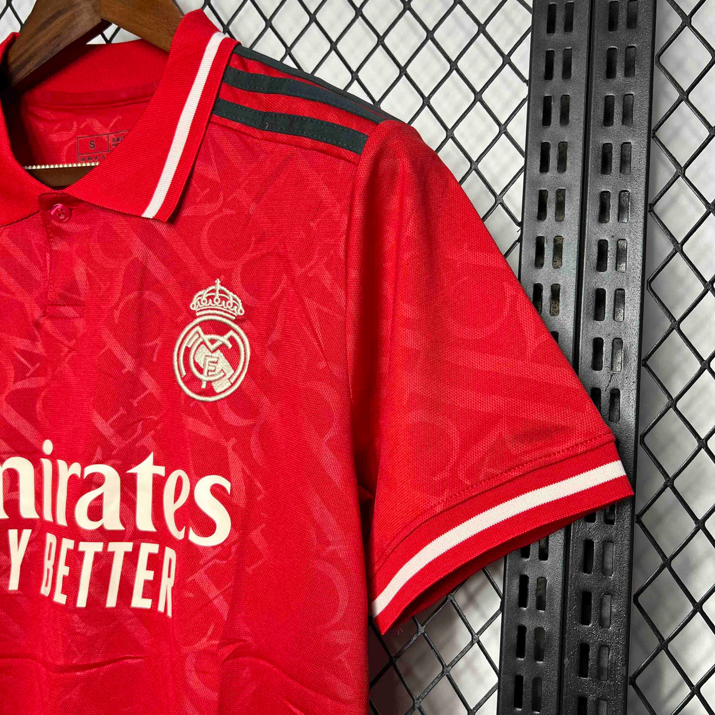 Real Madrid 24/25 Red Kit (Fan)